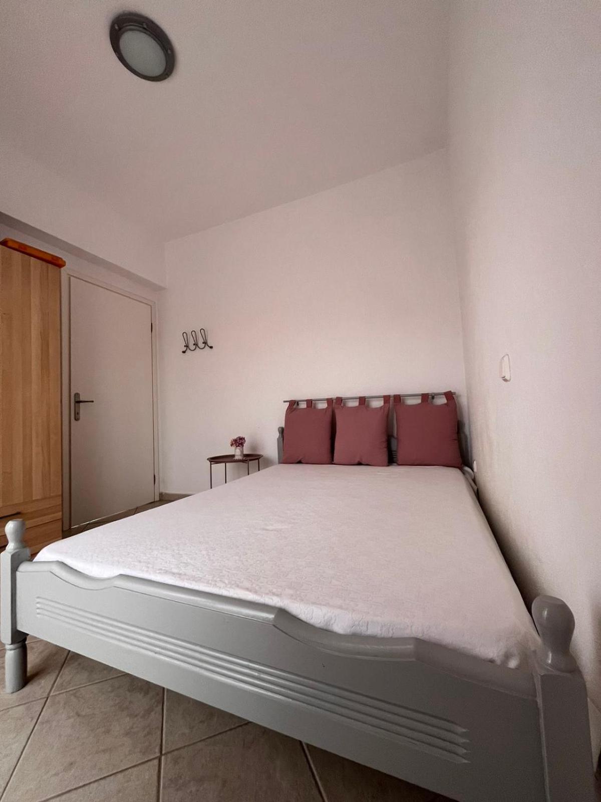 Ocean View Apartments Vrasná Dış mekan fotoğraf