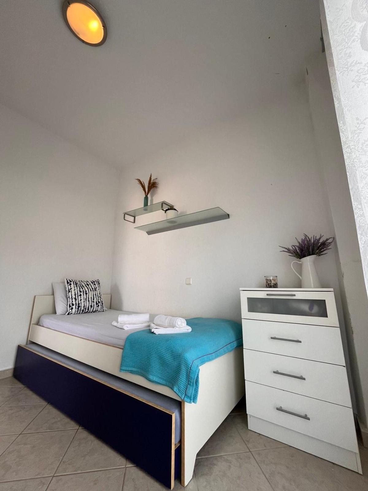 Ocean View Apartments Vrasná Dış mekan fotoğraf